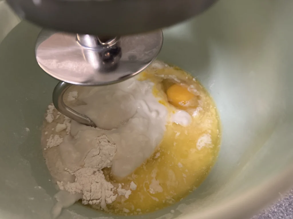 Adding ingredients along with tangzhong